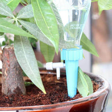 Load image into Gallery viewer, 12Pcs Automatic Watering Spike for Plants Garden Drip Irrigation System Watering Greenhouse